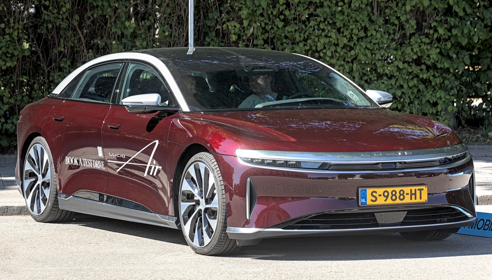 2026 Lucid Air Luxury EV Lease Guide: Pure, Touring & Grand Touring Incentives, Range & Monthly Costs