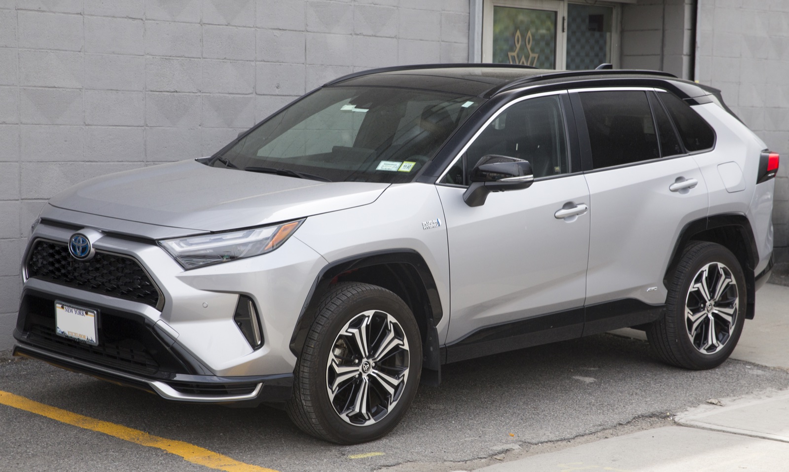2026 Toyota RAV4 Prime & Plug-In Hybrid Lease Deals: 42-Mile EV Range, Tax Credits & Winter AWD
